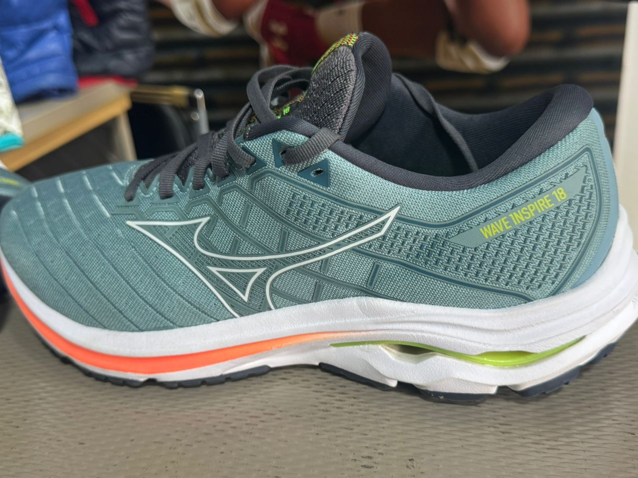 Mizuno wave inspire 18