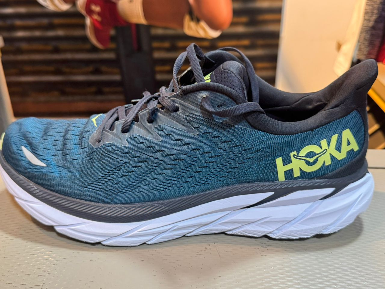 Hoka Clifton 8