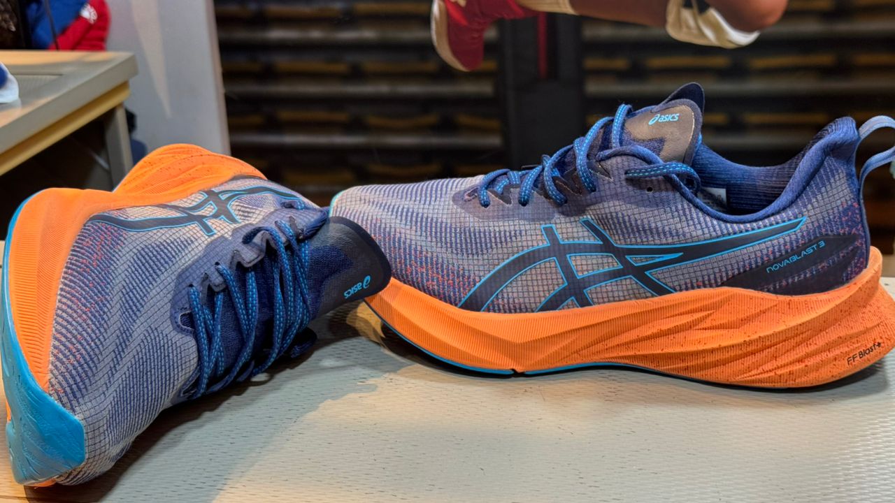Asics Novablast3