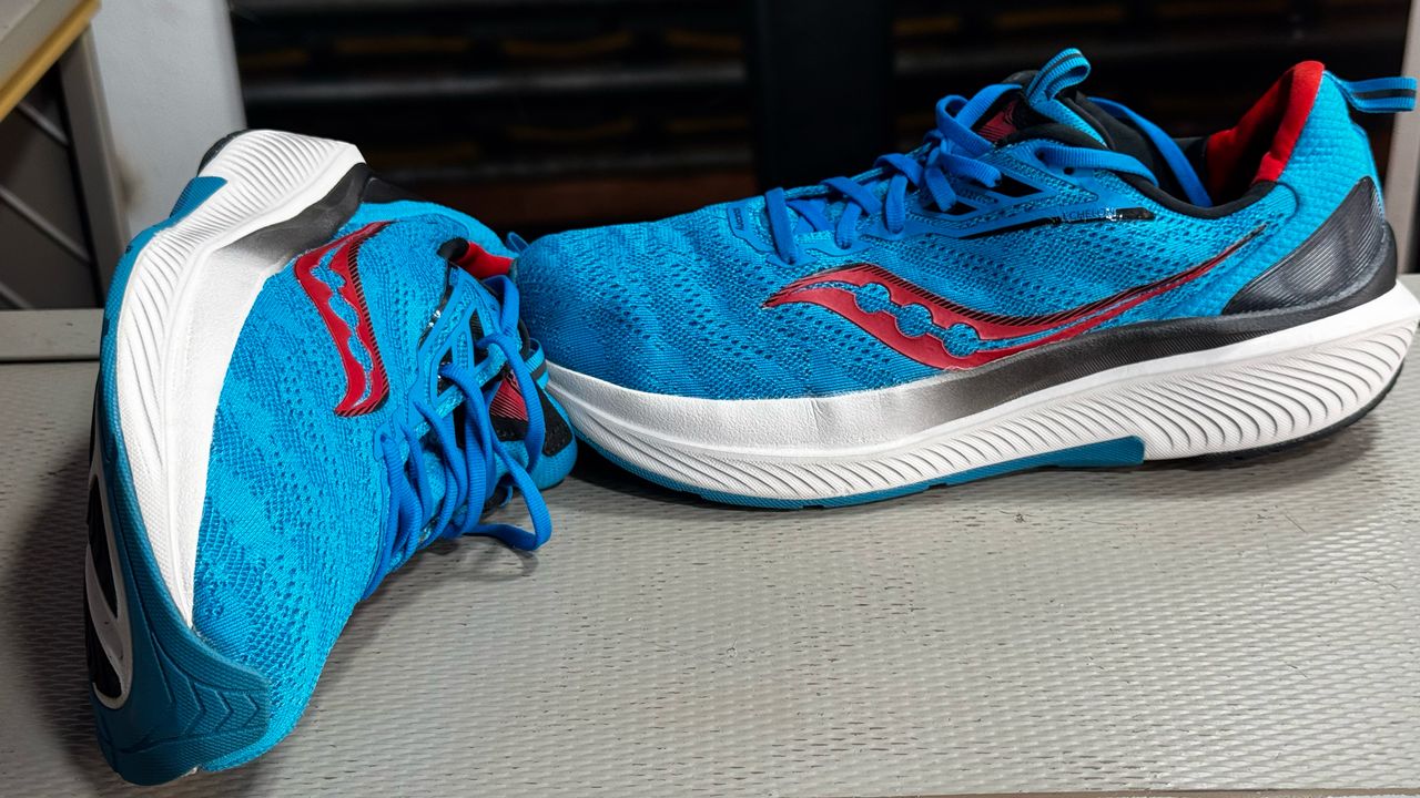 Saucony Echelon