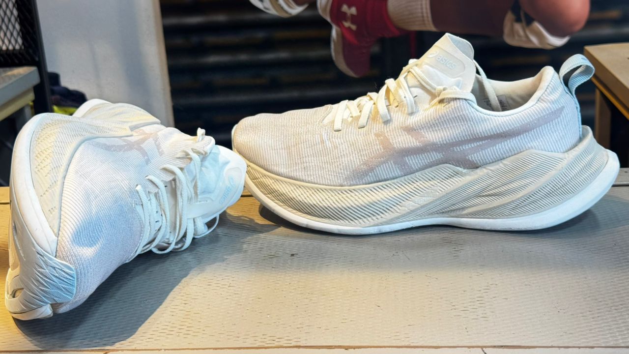 Asics Superblast