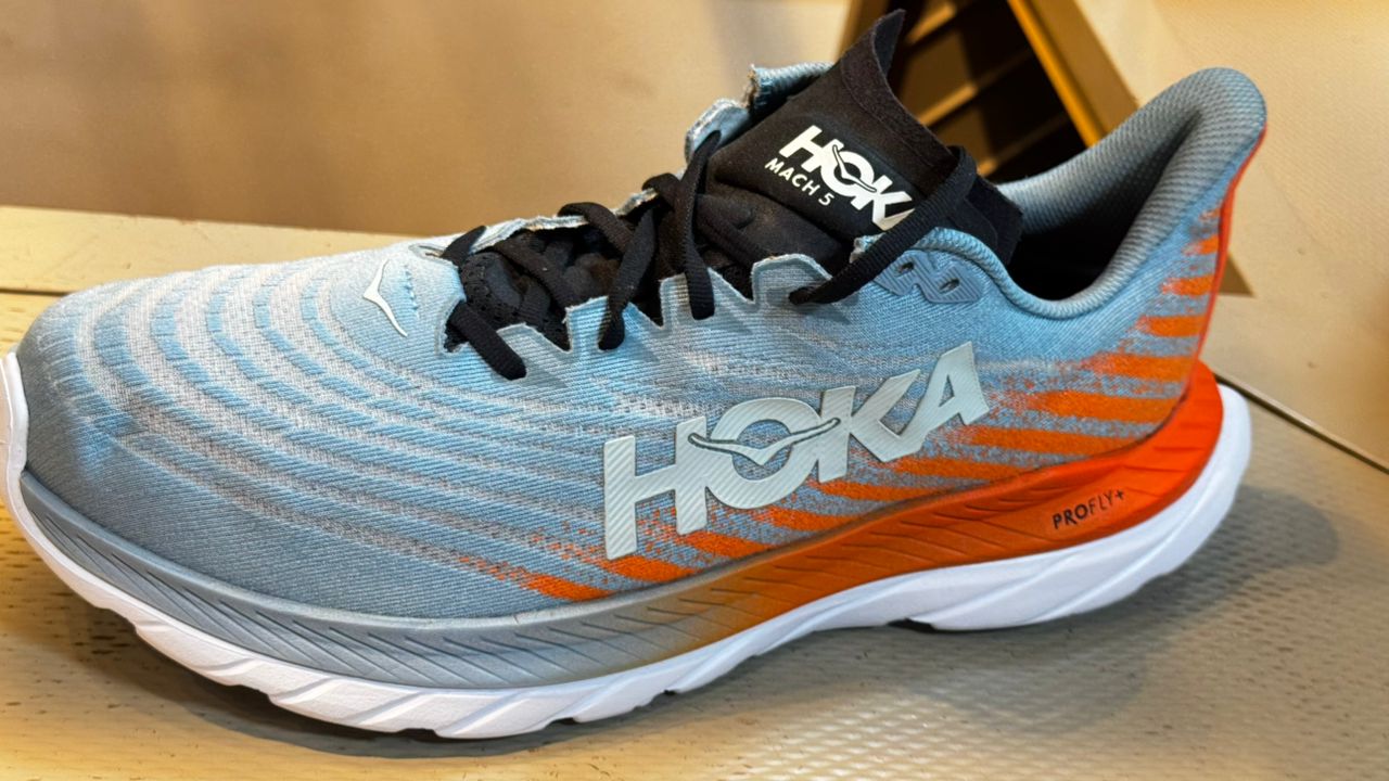 Hoka Mach5