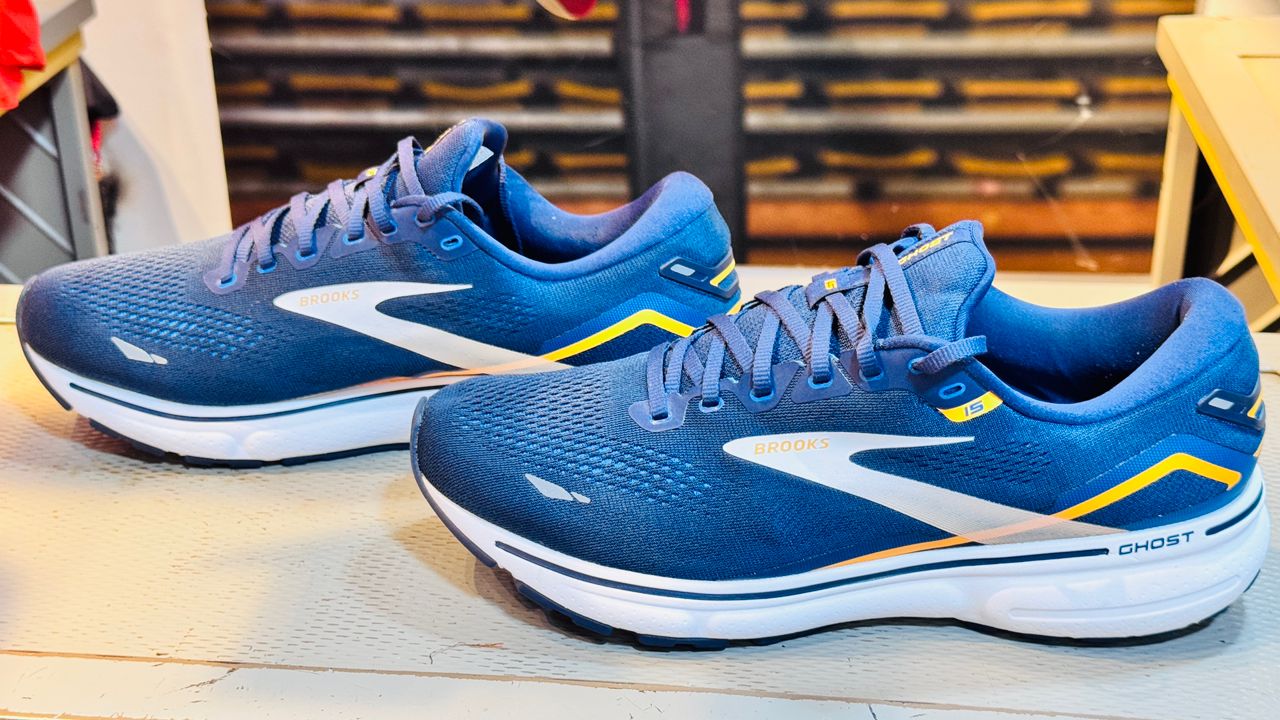 Brooks Ghost15