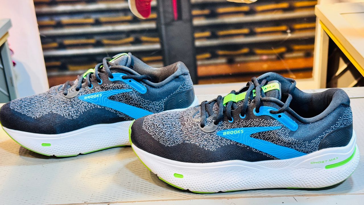Brooks GhostMax 