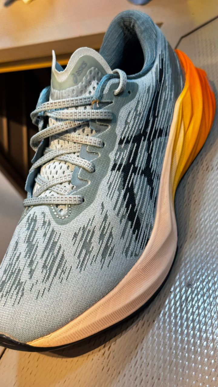 Asics Novablast3