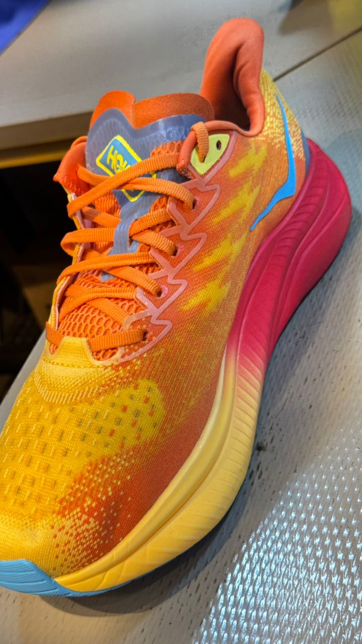 Hoka Mach6