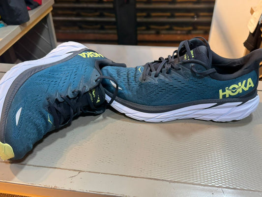 Hoka Clifton 8
