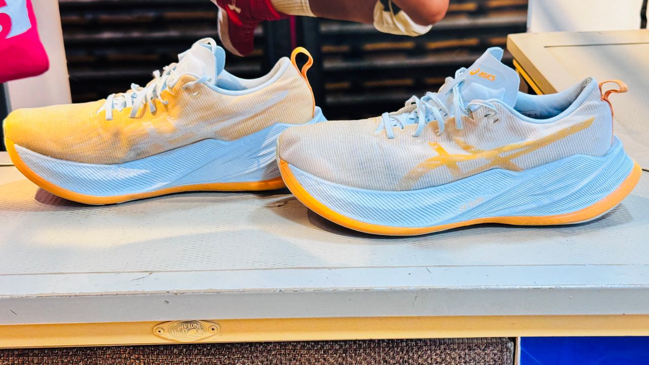 Asics SuperBlast