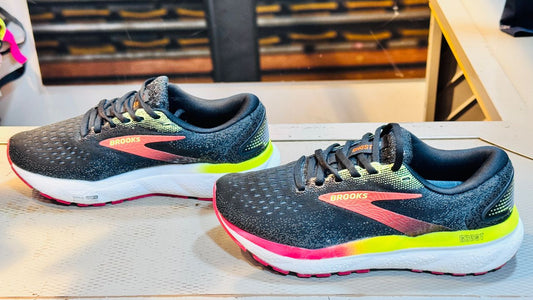 Brooks Ghost16