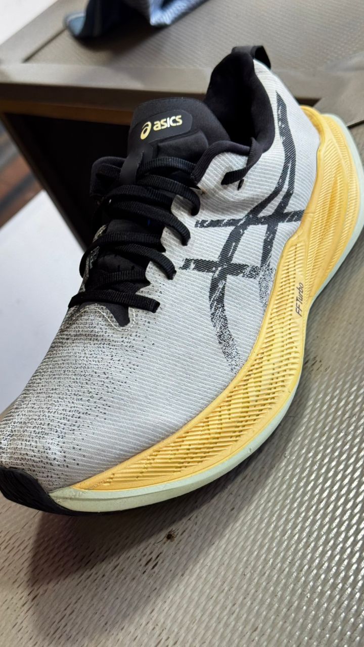 Asics Superblast